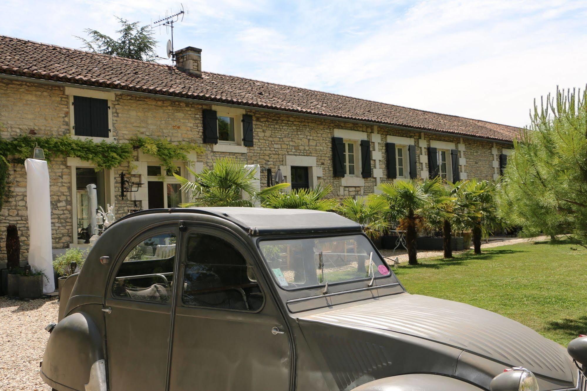 Le Chai De Villiers Exterior photo